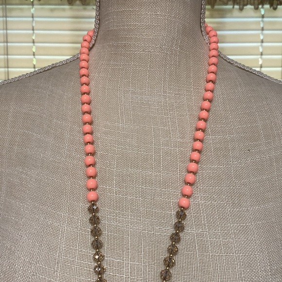 Vintage 70’s beaded long gold tassel pendant necklace crown 👑 style 40”L - Picture 4 of 11